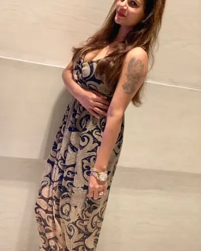 Bally Jagachha Escort